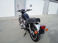 Honda - cb 750 custom - motorfiets - afbeelding 2 van  3