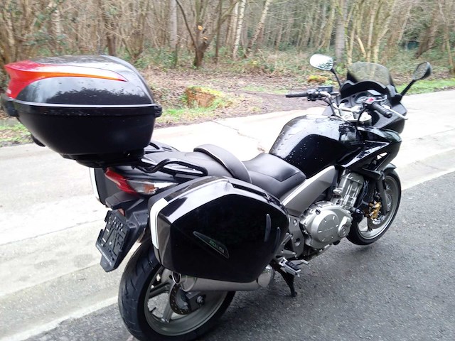 Honda - cbf 1000 - motorfiets - afbeelding 5 van  7