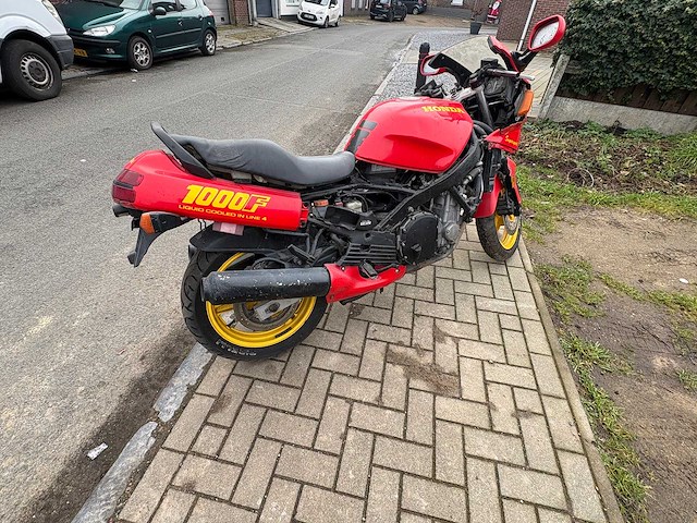 Honda - cbr - 1000 fire blade - motorcycle - afbeelding 12 van  14