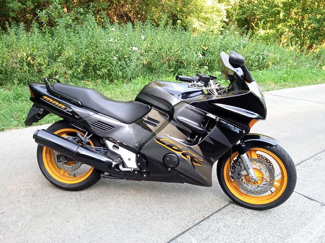 Honda - cbr 1000 - motorfiets - afbeelding 3 van  13