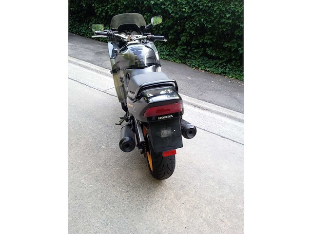 Honda - cbr 1000 - motorfiets - afbeelding 4 van  13