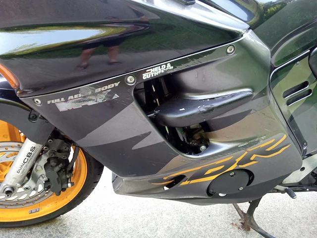 Honda - cbr 1000 - motorfiets - afbeelding 7 van  13