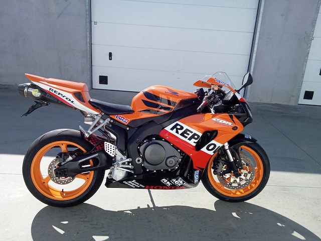 Honda - cbr 1000 rr repsol - motorfiets - afbeelding 1 van  10
