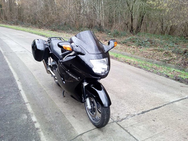 Honda - cbr 1000 xx - motorfiets - afbeelding 4 van  9