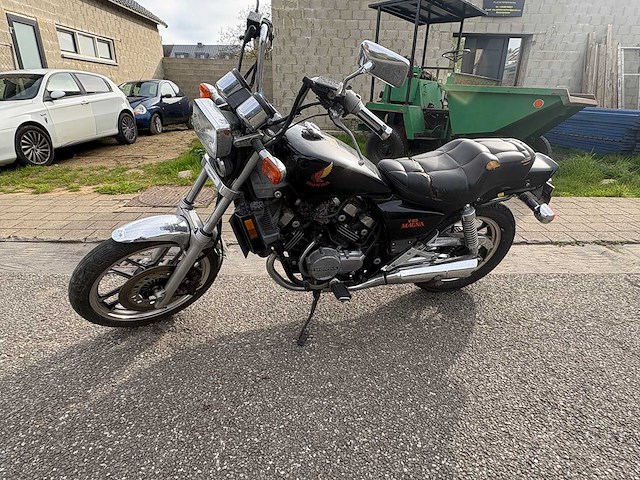 Honda - chopper - vf 500c magna - motorcycle - afbeelding 5 van  12