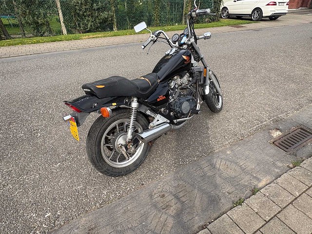Honda - chopper - vf 500c magna - motorcycle - afbeelding 12 van  12