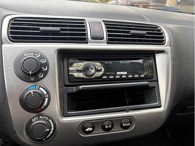 Honda - civic - 1.3i ima - car - 2004 - afbeelding 7 van  22