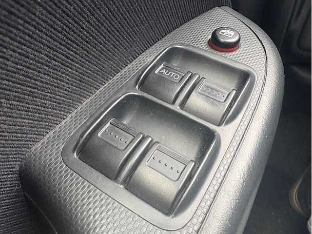 Honda - civic - 1.3i ima - car - 2004 - afbeelding 13 van  22