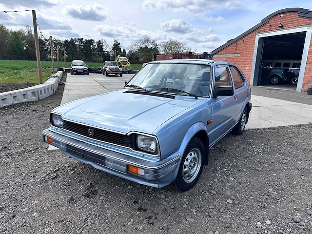 Honda - civic - 3d deluxe hondamatic - classic cars >15 - afbeelding 10 van  21