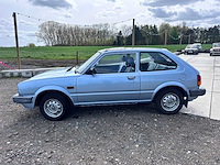 Honda - civic - oldtimer - afbeelding 4 van  23