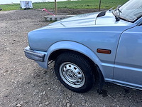Honda - civic - oldtimer - afbeelding 8 van  26