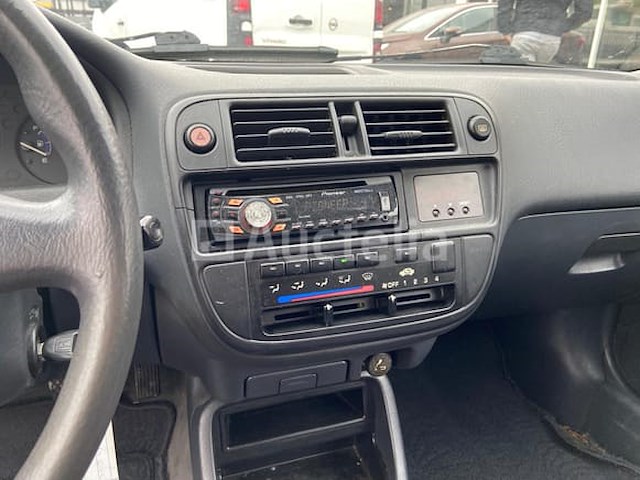 Honda - civic (1996) - afbeelding 3 van  30