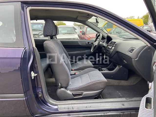Honda - civic (1996) - afbeelding 4 van  30