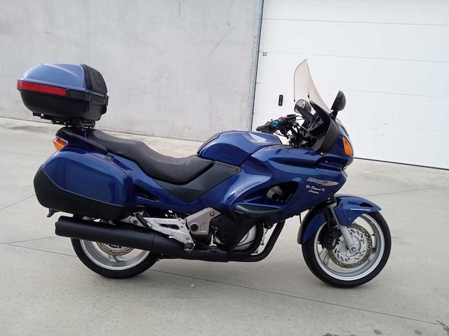 Honda - dauville nt 650 - motorfiets - afbeelding 2 van  9