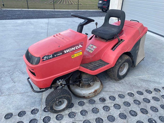 Honda - hf2114h - ride on lawn mower - 2001 - afbeelding 2 van  5
