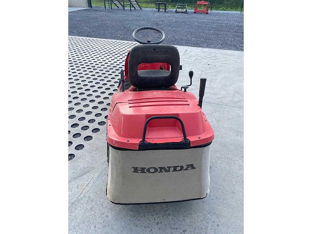 Honda - hf2114h - ride on lawn mower - 2001 - afbeelding 3 van  5
