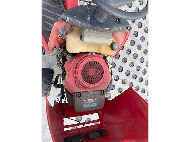 Honda - hf2114h - ride on lawn mower - 2001 - afbeelding 4 van  5