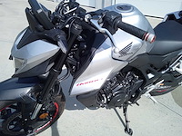 Honda - hornet cb 750 - motorfiets - afbeelding 4 van  9