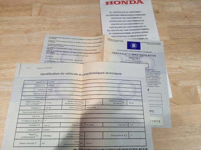 Honda - hornet cb 750 - motorfiets - afbeelding 9 van  9