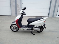 Honda - nhx 110 - motorfiets - afbeelding 2 van  8