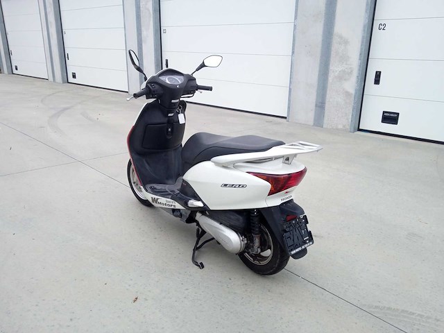 Honda - nhx 110 - motorfiets - afbeelding 4 van  8