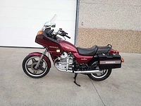 Honda - silverwing - motorfiets