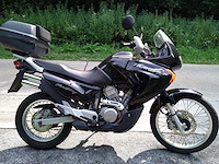Honda - transalp 650 - motorfiets - afbeelding 2 van  6