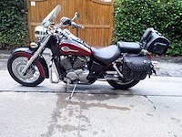 Honda - vt 750 - motorfiets