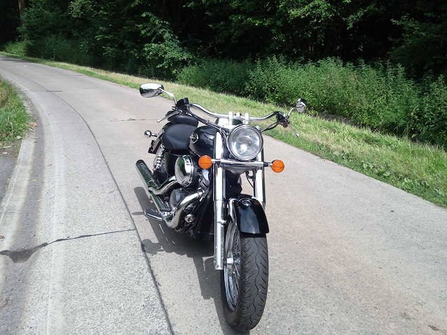 Honda - vt 750 shadow - motorfiets - afbeelding 8 van  13