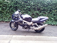 Honda - vtr 1000 - motorfiets - afbeelding 1 van  12