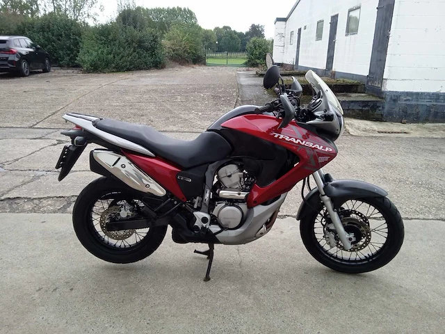 Honda - xl 700 transalp - motorfiets - afbeelding 4 van  7