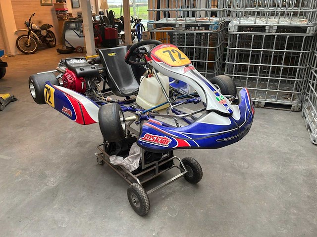 Honda 200cc kart - afbeelding 1 van  10