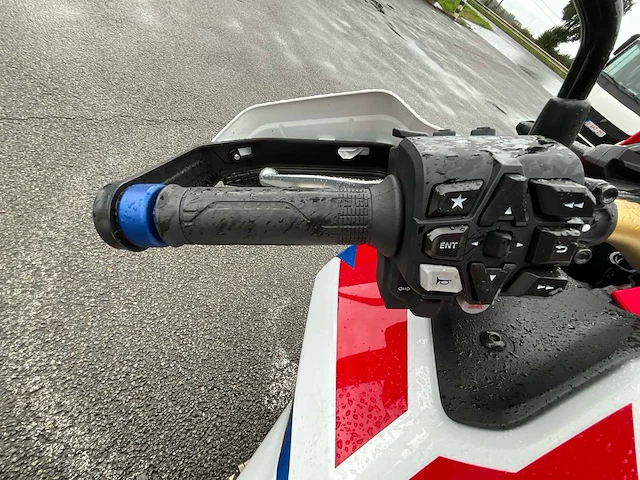 Honda afrika twin adventure sport crf. 1100a4 - afbeelding 16 van  29