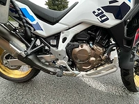 Honda afrika twin adventure sport crf. 1100a4 - afbeelding 13 van  28