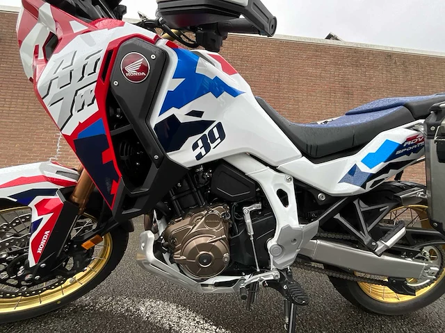 Honda afrika twin adventure sport crf. 1100a4 - afbeelding 17 van  28