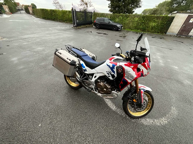 Honda afrika twin adventure sport crf. 1100a4 - afbeelding 1 van  28
