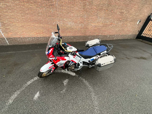 Honda afrika twin adventure sport crf. 1100a4 - afbeelding 18 van  29