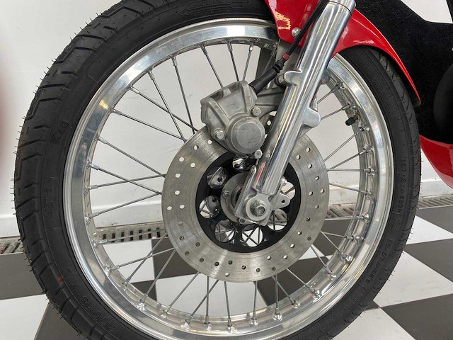 Honda cb 125 jcr endurance motorfiets - afbeelding 13 van  15