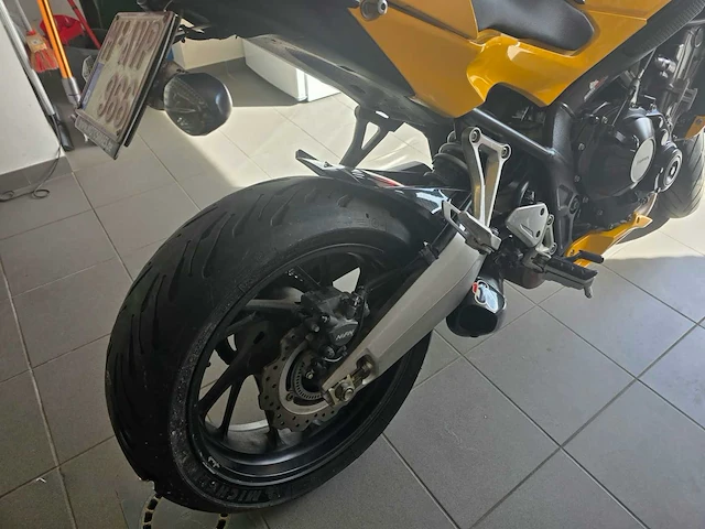 Honda cb650fa sp rc75 motorfiets - afbeelding 15 van  15