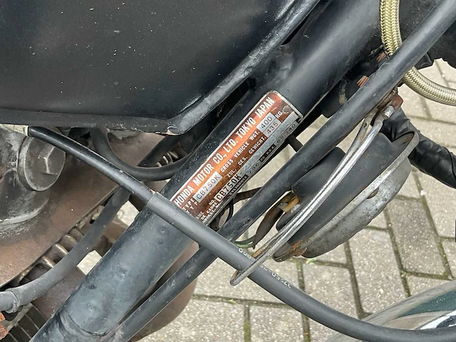 Honda cb750 - afbeelding 27 van  36
