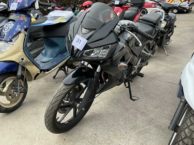 Honda cbr motorfiets - afbeelding 1 van  5