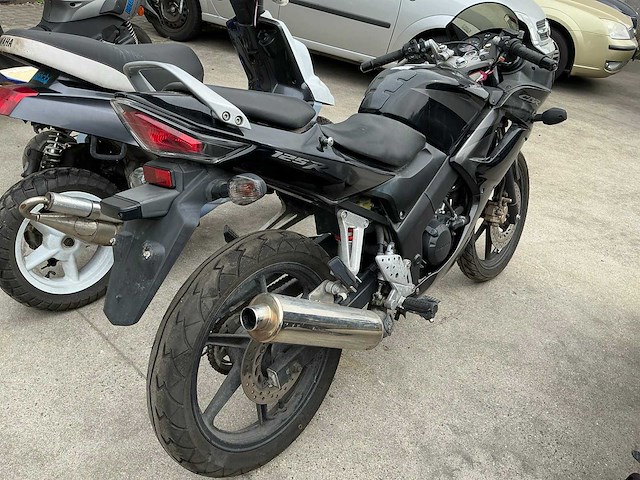 Honda cbr motorfiets - afbeelding 6 van  6
