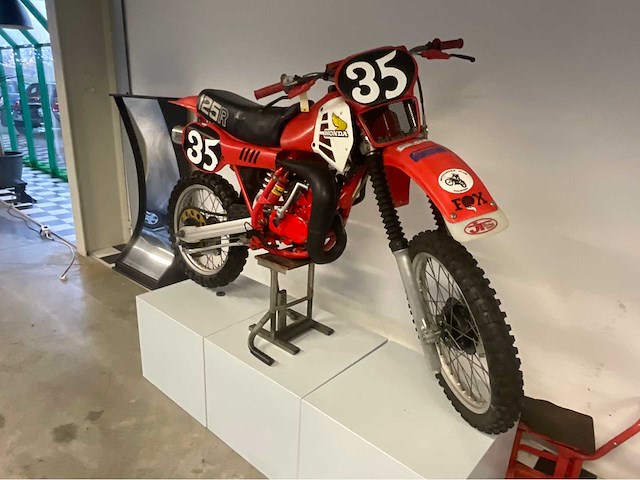Honda cr125 r motorfiets - afbeelding 1 van  11