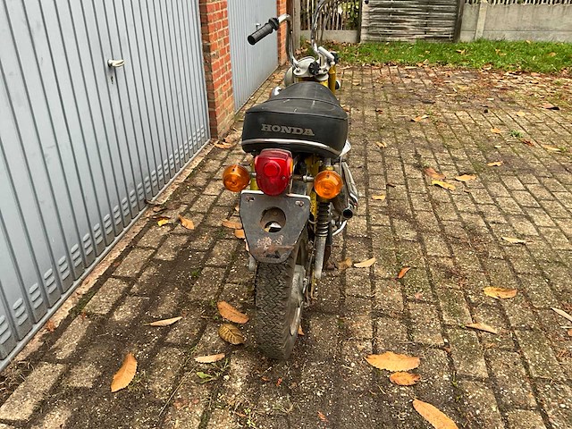 Honda dax st70 oldtimer brommer - afbeelding 18 van  20