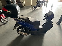 Honda dylan 125 motorfiets - afbeelding 3 van  5