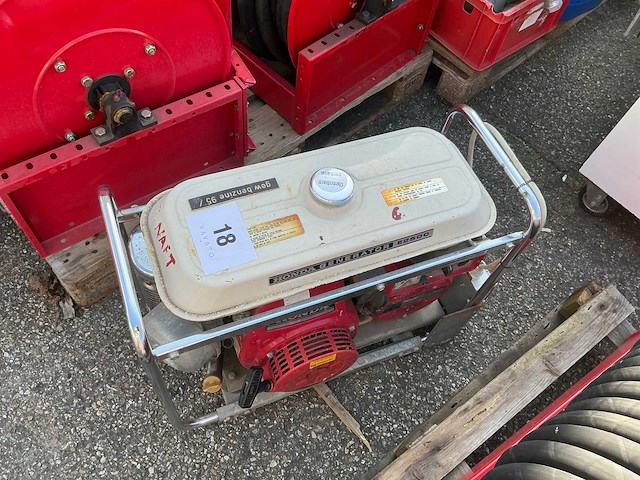 Honda e2500 stoomgenerator - afbeelding 4 van  6