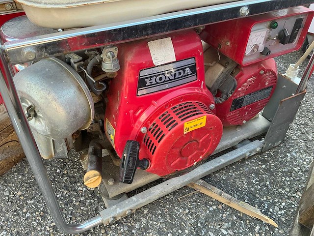 Honda e2500 stoomgenerator - afbeelding 5 van  6