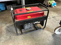 Honda ecm2800 stroomgenerator - afbeelding 1 van  5