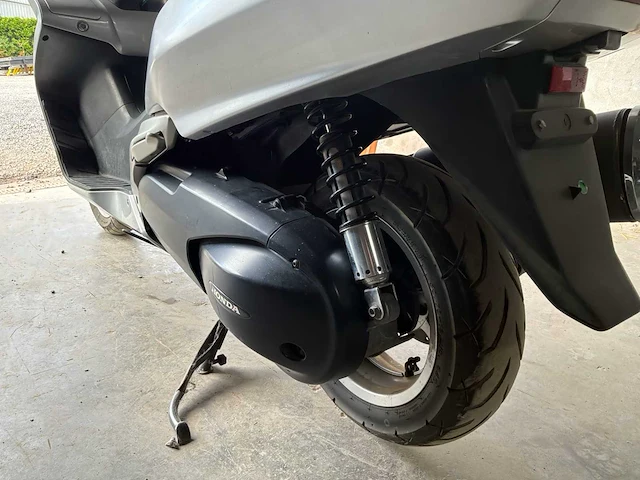 Honda fjs600 silver wing pf01 scooter - afbeelding 21 van  21