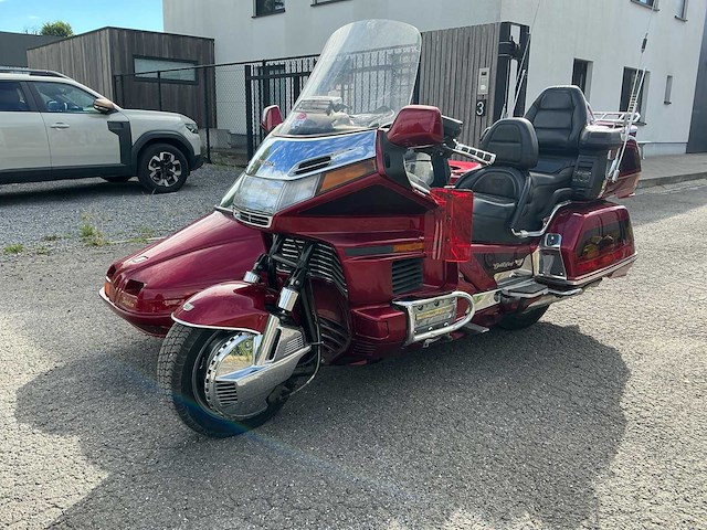 Honda goldwing 1500 se met hechard zijspan motorfiets - afbeelding 1 van  21